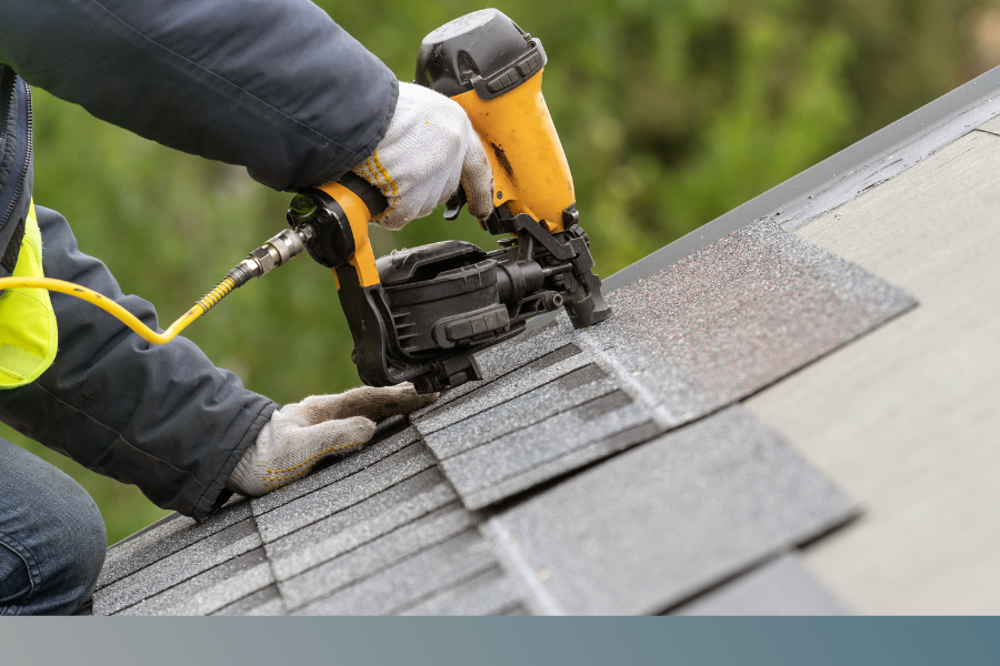 image of a roofer